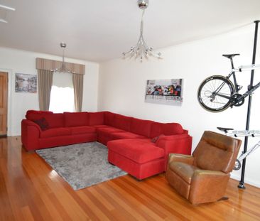 Enjoy the experience, Living Here - Photo 6