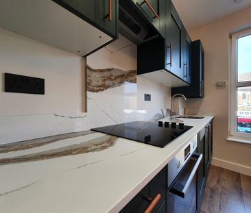 Lordship Lane, London N17 - Photo 4