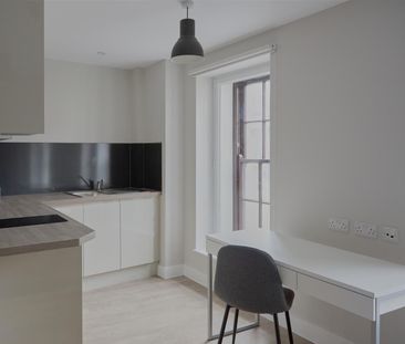 Small Street,, Bristol - Photo 3