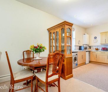 2 bedroom apartment to rent - Photo 6