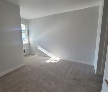 19940 Brydon Crescent condo — Langley, BC (2-Bedroom) - 2 Bedroom - Photo 1