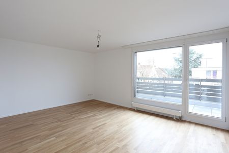 Sonnige 2,5-Zimmer-Dachwohnung Nähe der Langen Erlen - Photo 5