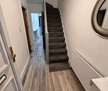 4 Bed Terraced House, Brent Park Road, NW4 - Photo 5