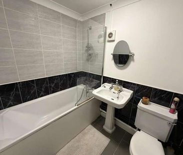 Little Cattins, Harlow, CM19 - Photo 3