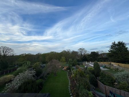 Room in a Shared Flat, Great North Road, N6 - Photo 5