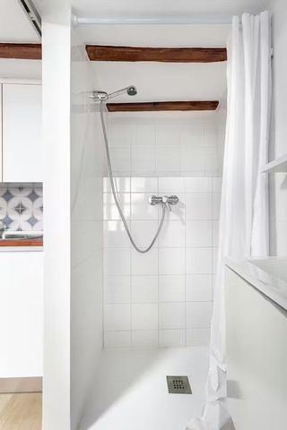 Beco dos Paus, Lisbon, Lisbon 1100-405 - Photo 3