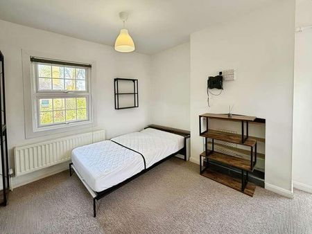 Kneesworth Street, Royston, SG8 - Photo 5