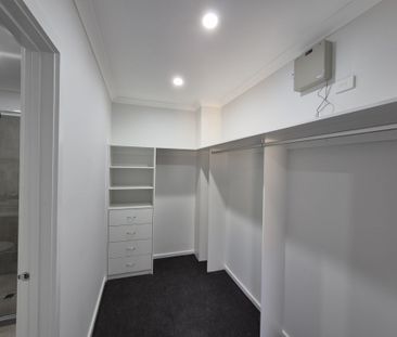 Beautiful, newly built townhouse - Photo 1