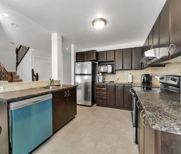 For Lease - 604 Paul Metivier Drive, Barrhaven, Ontario - Photo 3