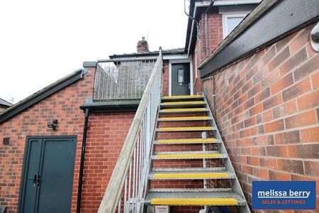 2 bedroom apartment to rent - Photo 5