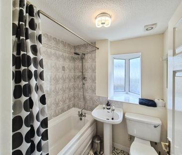 2 bedroom property to rent - Photo 5