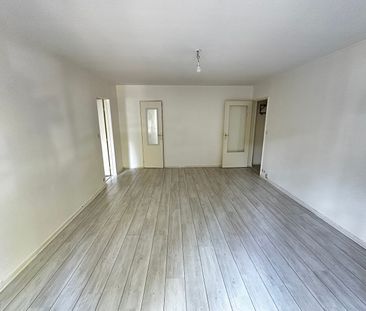 Location Appartement 2 pièces 54m² - Photo 5