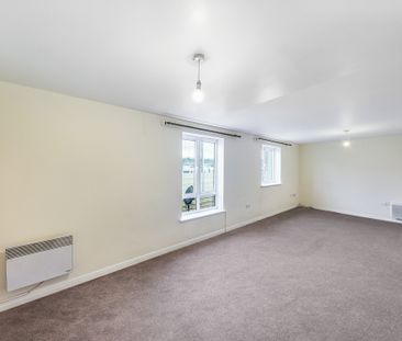 5 Hermitage Close, Abbey Wood, SE2, London - Photo 2