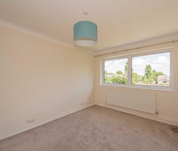 2 bedroom maisonette to rent - Photo 5