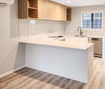 WAINUIOMATA LIVING - Photo 2