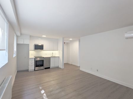 For Lease - 68 Fifteenth Street Unit# 8, Toronto, Ontario - Photo 3