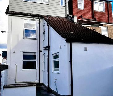 6 bedroom house to rent - Photo 6