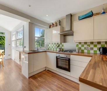 3 bedroom apartment to rent - Photo 3