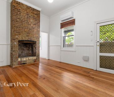 Spacious 2 Bedroom in Prime South Yarra Location - Photo 1