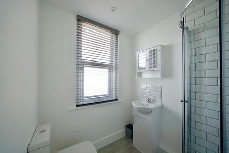 7 bedroom terraced house to rent - Photo 5