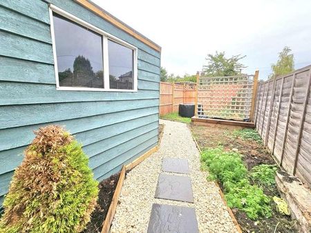 Sandford Road, Chelmsford, Essex, CM2 - Photo 3