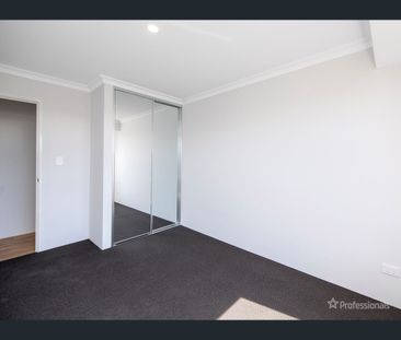 49 Elderberry Drive, Baldivis, WA 6171 - Photo 2