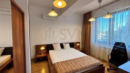 ﾃ始chiriere apartament 4 camere decomandat, Herﾄピtrﾄブ, 117 mp, 2 parcﾄビi - Fotografie 3