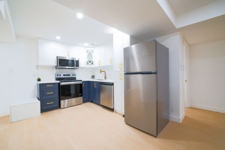 For Lease - 18 Dewsbury Way Unit# #Bsmt, Hamilton, Ontario - Photo 5
