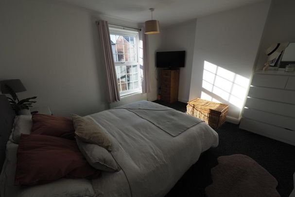 2 bedroom house to rent - Photo 1