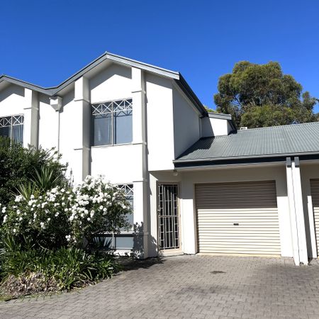 Two Story Home - Photo 4