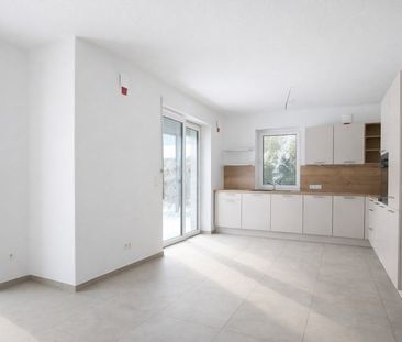 Zwei exklusive Neubau-Erdgeschosswohnungen mit überdachter Terrasse... - Foto 2