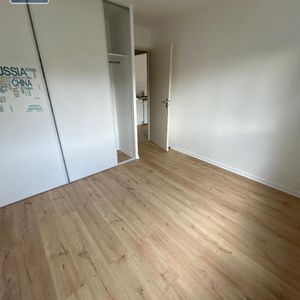 Location Appartement 2 pièces 46m² ST ETIENNE 42000 - Photo 2