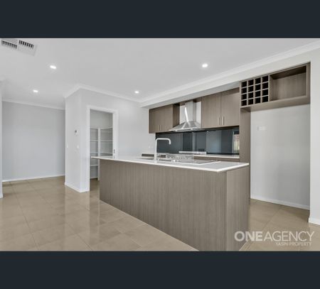 14 Celosia Way, Tarneit, Vic 3029 - Photo 4