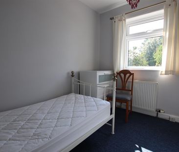 Wellsway, Bath - Photo 5