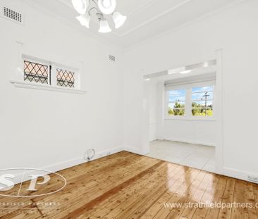 Conveniently Located 3 Bedroom Family Home - Photo 6