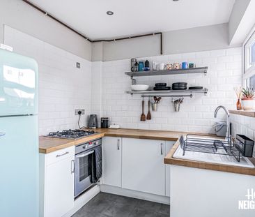 Exeter Road - Photo 1