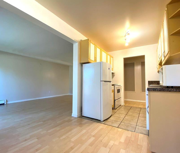 2 Bed Condo For Rent In Brander Gardens! - Photo 4