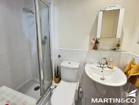 2 bedroom apartment to rent - Photo 5
