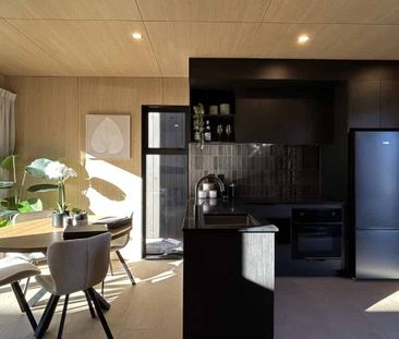 Central Frankton Villa - Photo 1