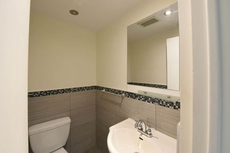3435 Rue Drummond, Montréal, QC - Photo 2