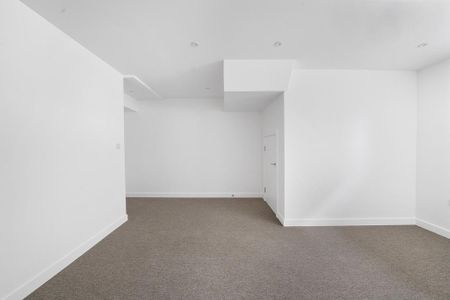 3 bedroom apartment to rent - Photo 5