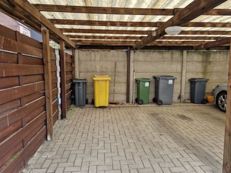 Gelijkvloers appartement, 2 slaapkamers, terras en staanplaats - Photo 4