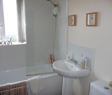 9 Maldon Court, Belfast, BT12 6GY - Photo 6