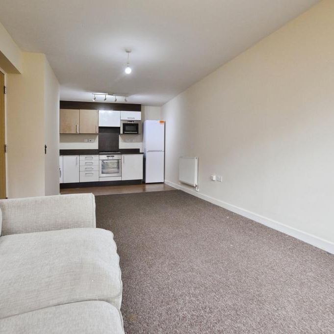 2 bedroom flat to rent - Photo 1