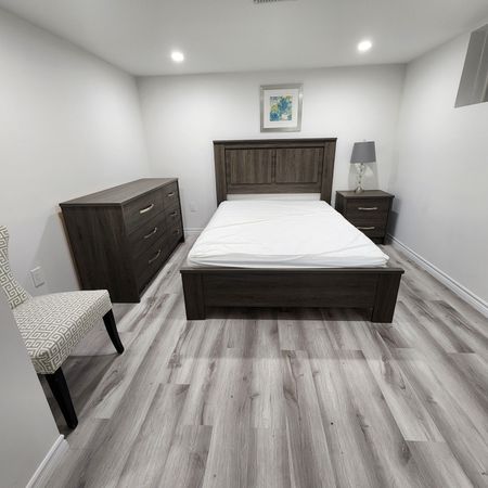 For Lease - 295 Duckworth Street Unit# #2, Barrie, Ontario - Photo 4