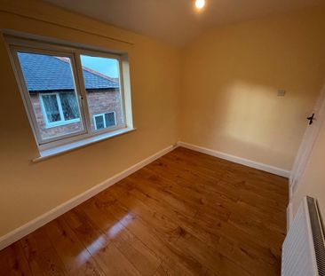 3 Bed Semi-Detached House, Bonnington Crescent, NG5 - Photo 1