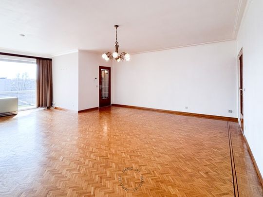 Ruim en lichtrijk appartement in hartje Beveren - Foto 1