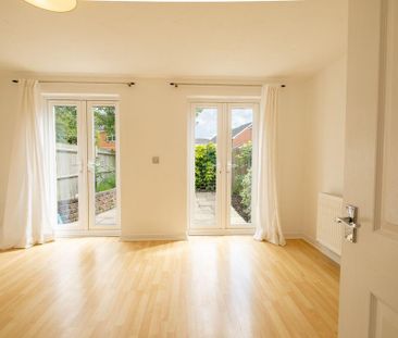 2 bedroom semi-detached house to rent - Photo 4