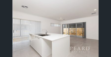 In Near-New Condition!! - Photo 3