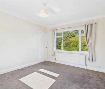 2 bedroom link detached house to rent - Photo 2